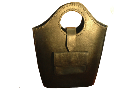 Sac à main en cuir bronze avec poignées arrondies et anneau métallique, vue de face