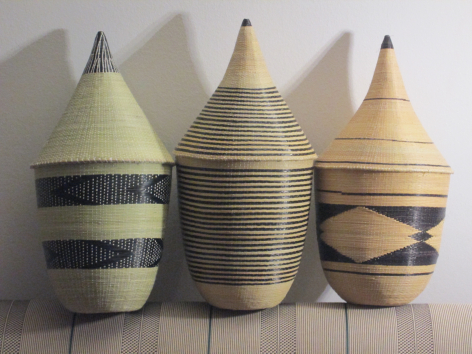 Peace Basket - directly from Rwanda - reconciliation project - traditionally for the dowry - natural and black