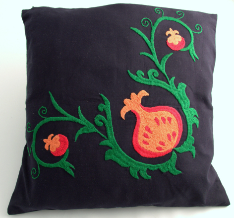 cushion cover for your pillow - handmade in Tajikistan - women's cooperative - Gundara