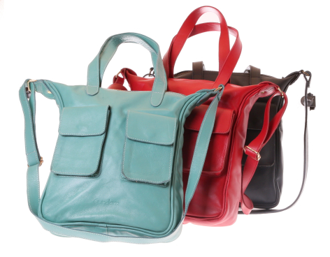 Gundara - cross-body leather bag - Happy Laura - handmade in Ethiopia