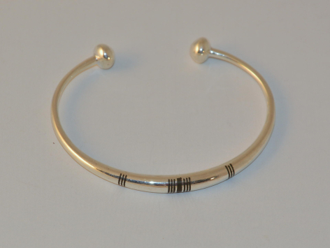 Bracelet en argent pur 98%