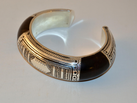 Ebène et Argent