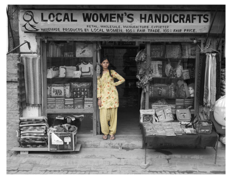Nasreen Sheikh - Local Women's Handicrafts - Nepal - Shawls from yak hair